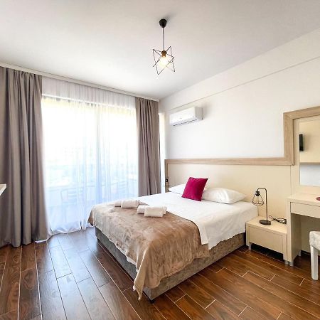 Hotel Xelent à Ulcinj Extérieur photo